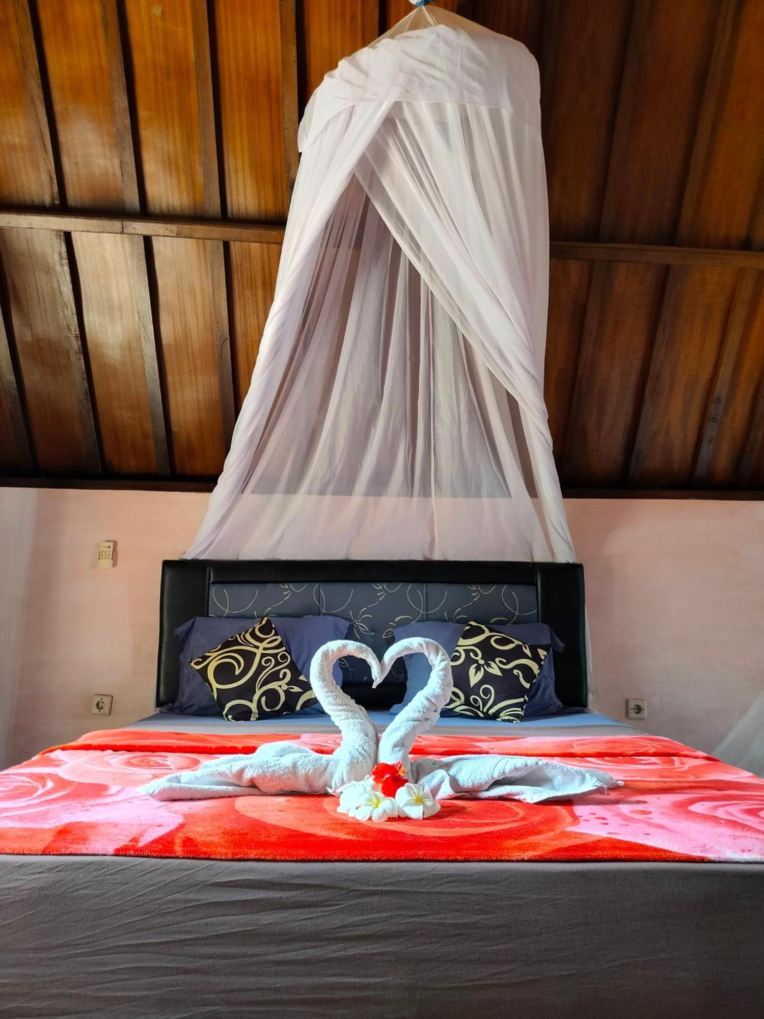 Aladdin Homestay Gili Air Exterior photo